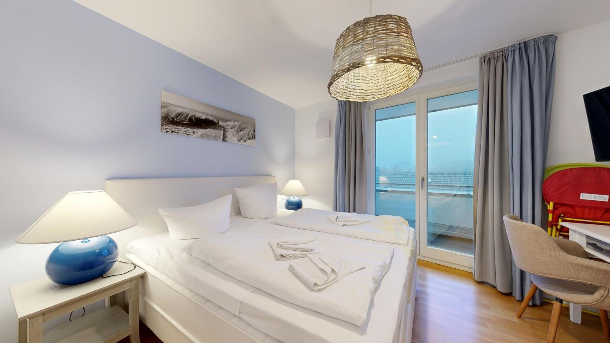 Strandnahe Fewos Mit Terrasse Oder Dachterrasse, Strandhaus Seeblick, * Binz