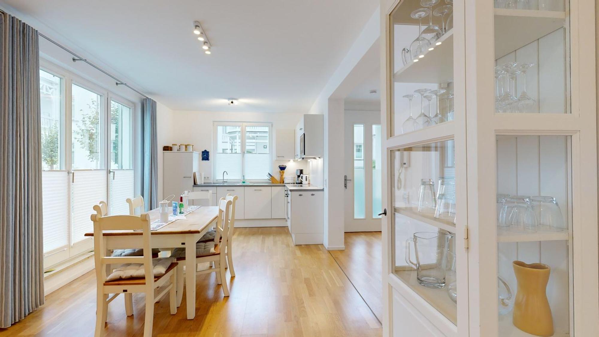 Apartment Strandnahe Fewos Mit Terrasse Oder Dachterrasse, Strandhaus Seeblick, Binz