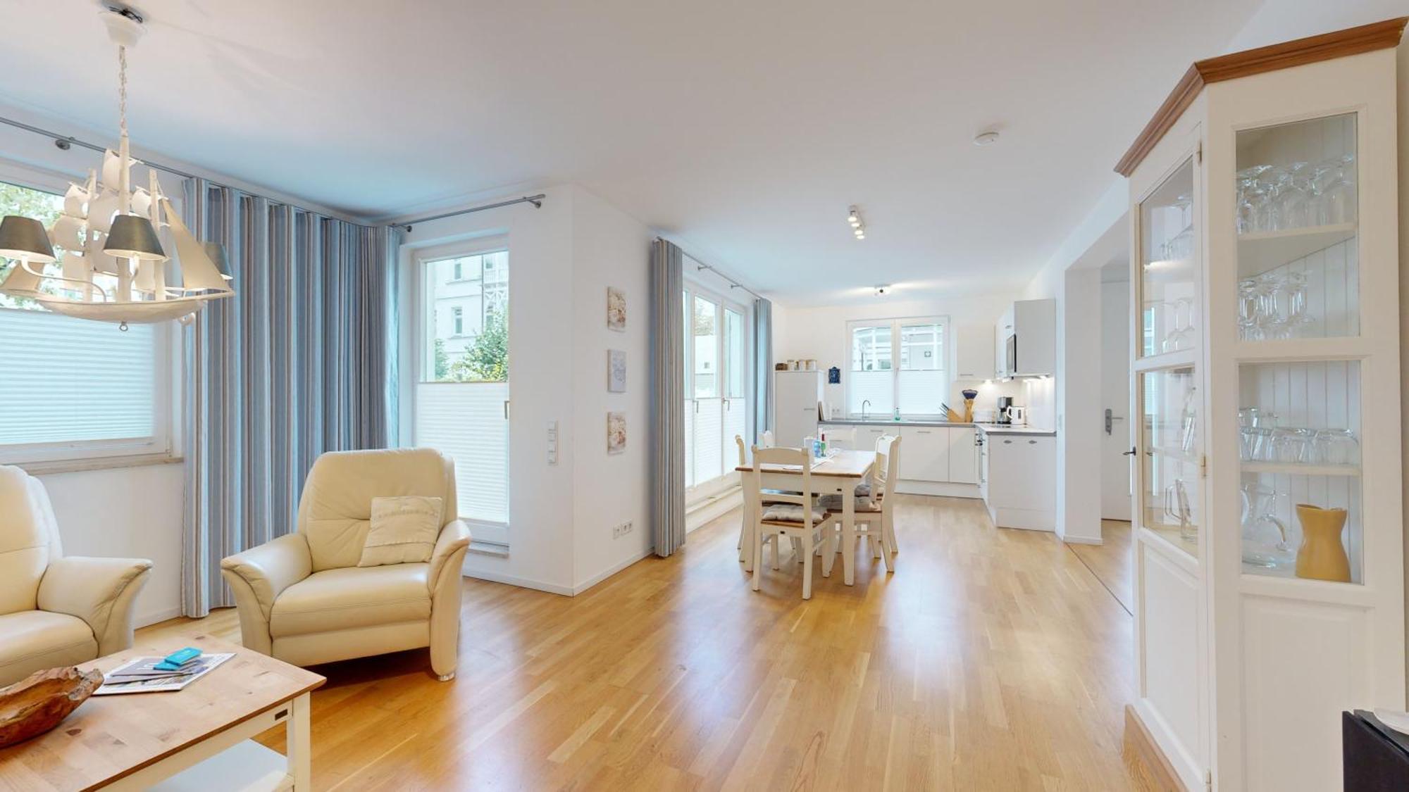 Strandnahe Fewos Mit Terrasse Oder Dachterrasse, Strandhaus Seeblick, * Binz